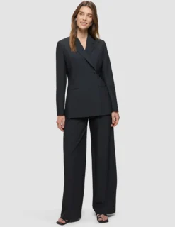 Avira Suit Wide Black