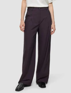 Avira Suit Wide Burgundy Berry