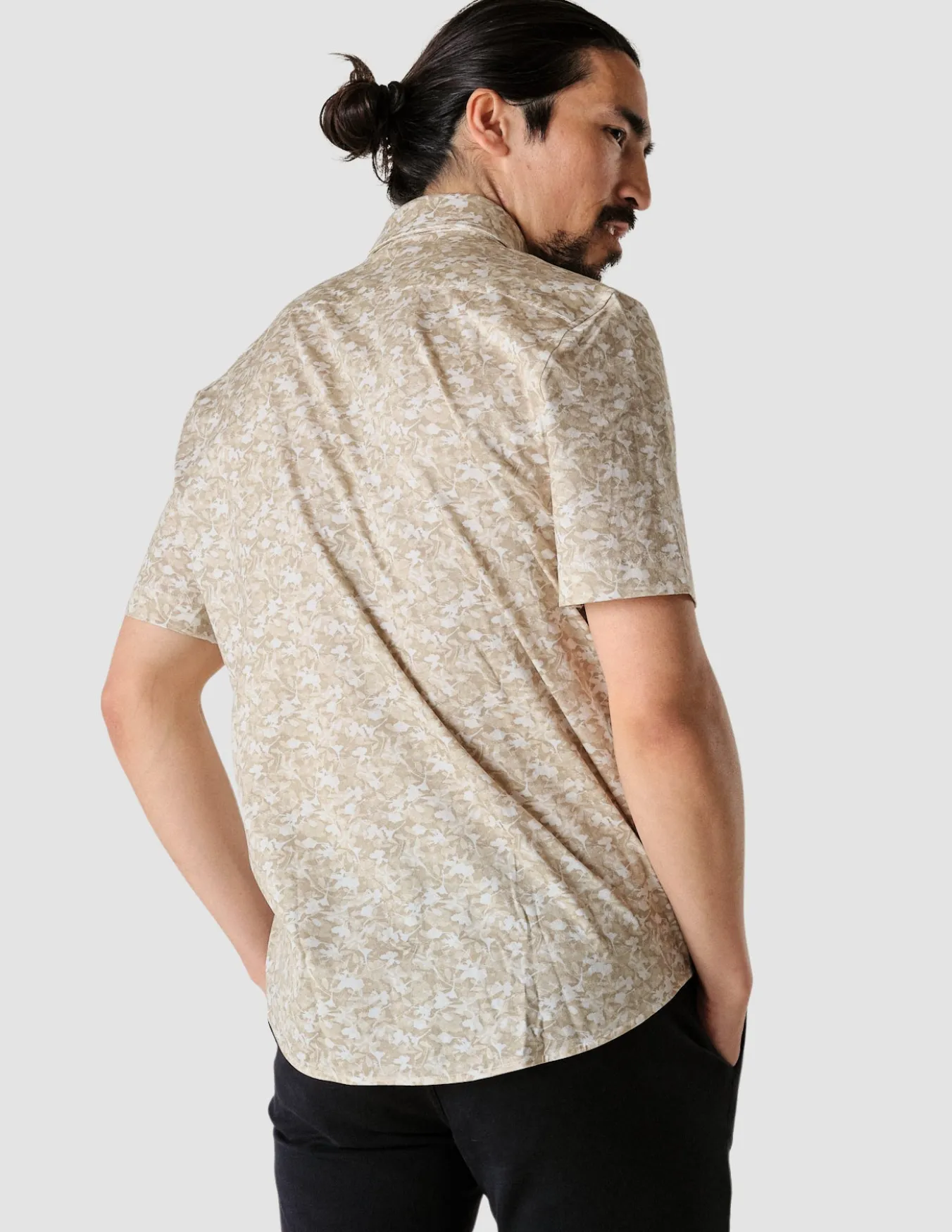 Classic Short-Sleeved Patterned Shirt Clover