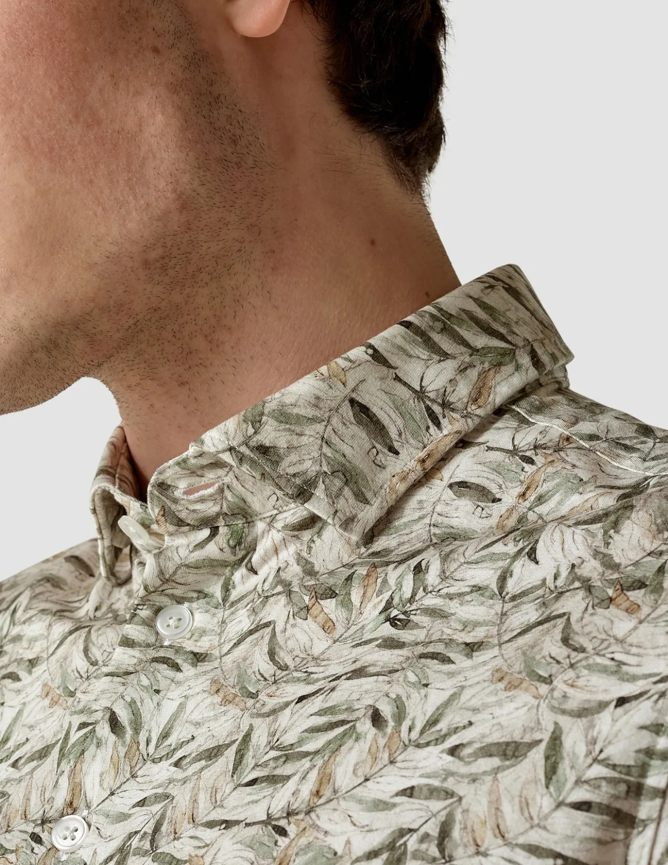 Classic Short-Sleeved Patterned Shirt Dried Leaves