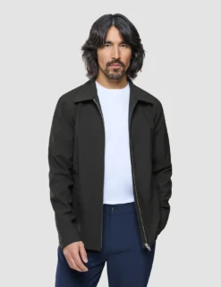 Ease Jacket Black