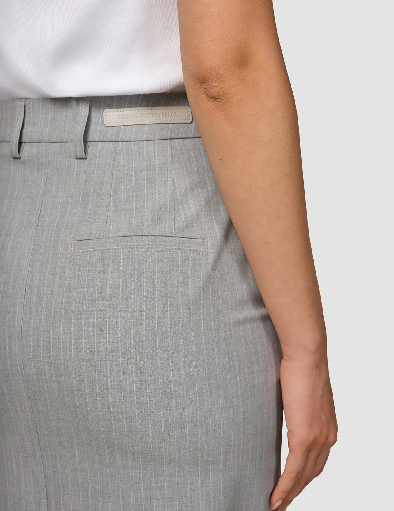Essential Maxi Skirt Light Grey Pinstriped