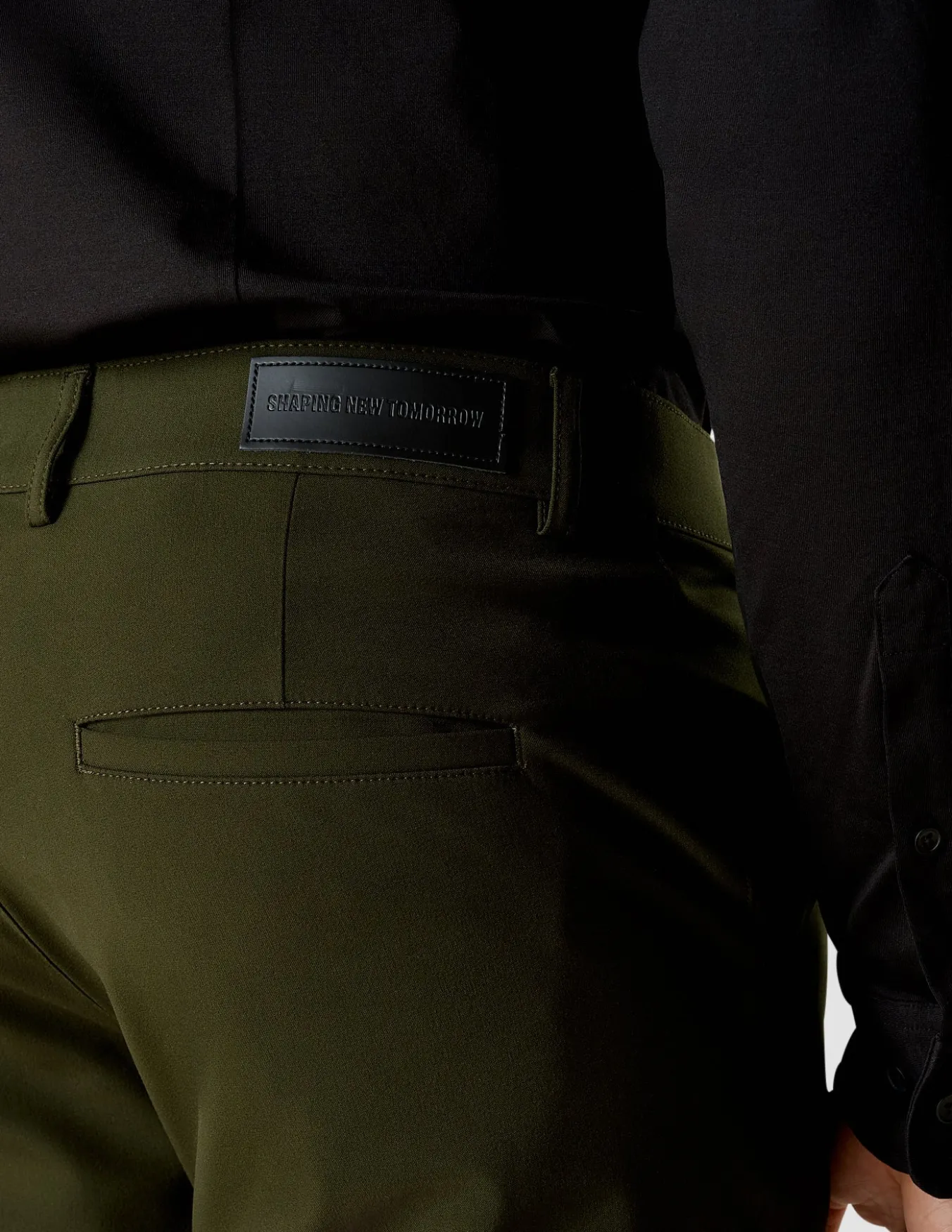 Essential Pants Regular Bavarian Green