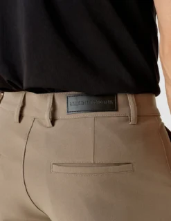 Essential Pants Regular Walnut