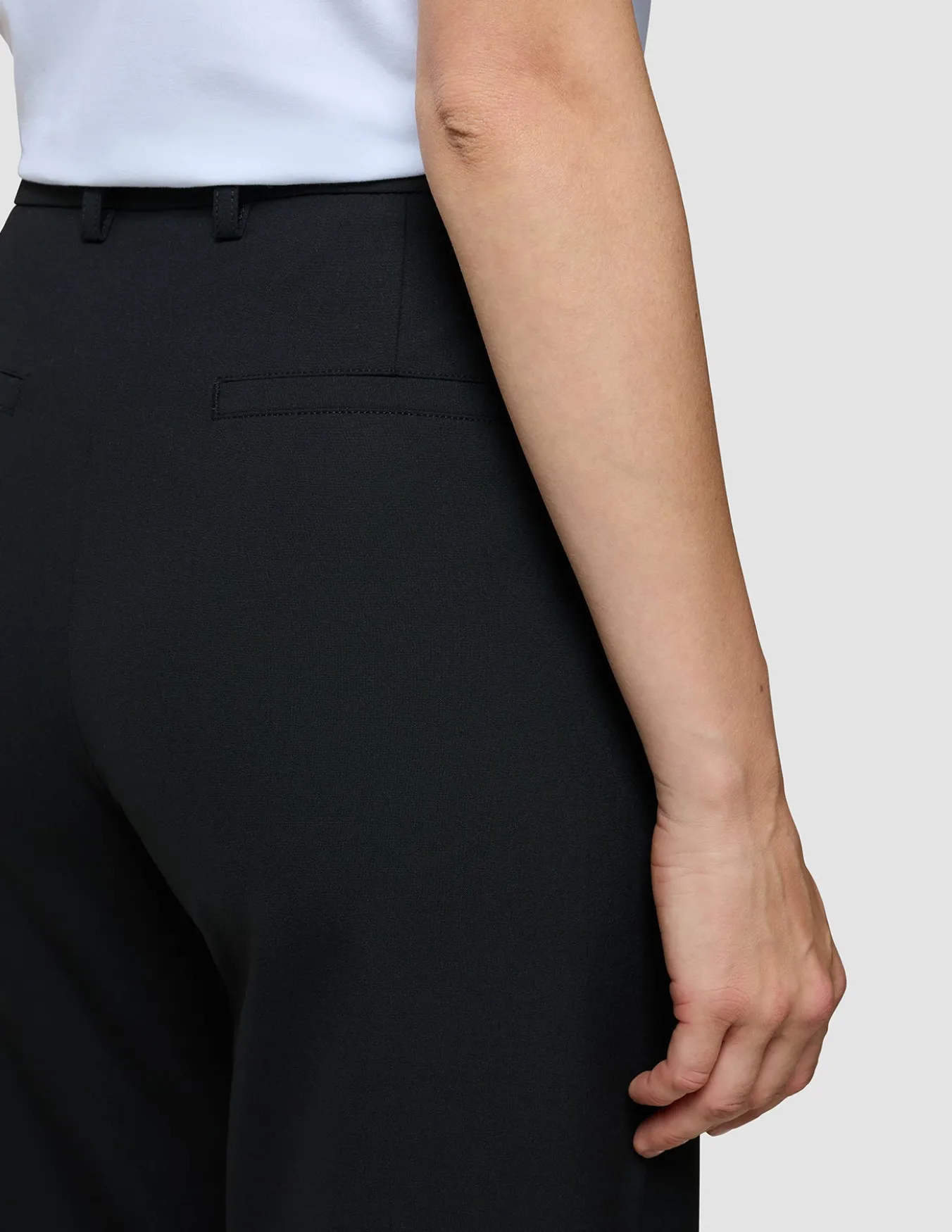 Essential Pants Straight Black