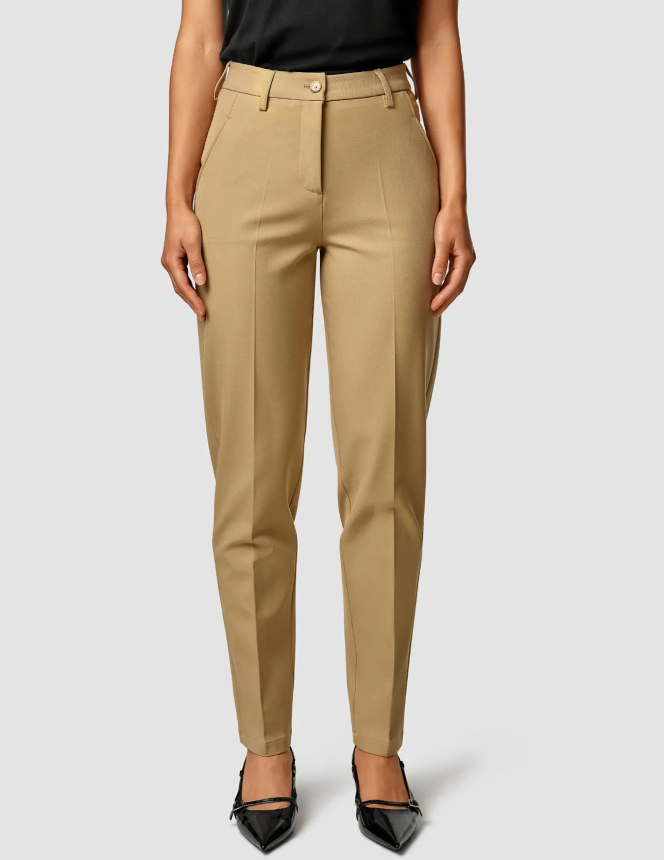 Essential Pants Tapered Caramel