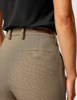 Essential Pants Tapered Latte