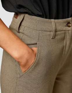 Essential Pants Tapered Latte