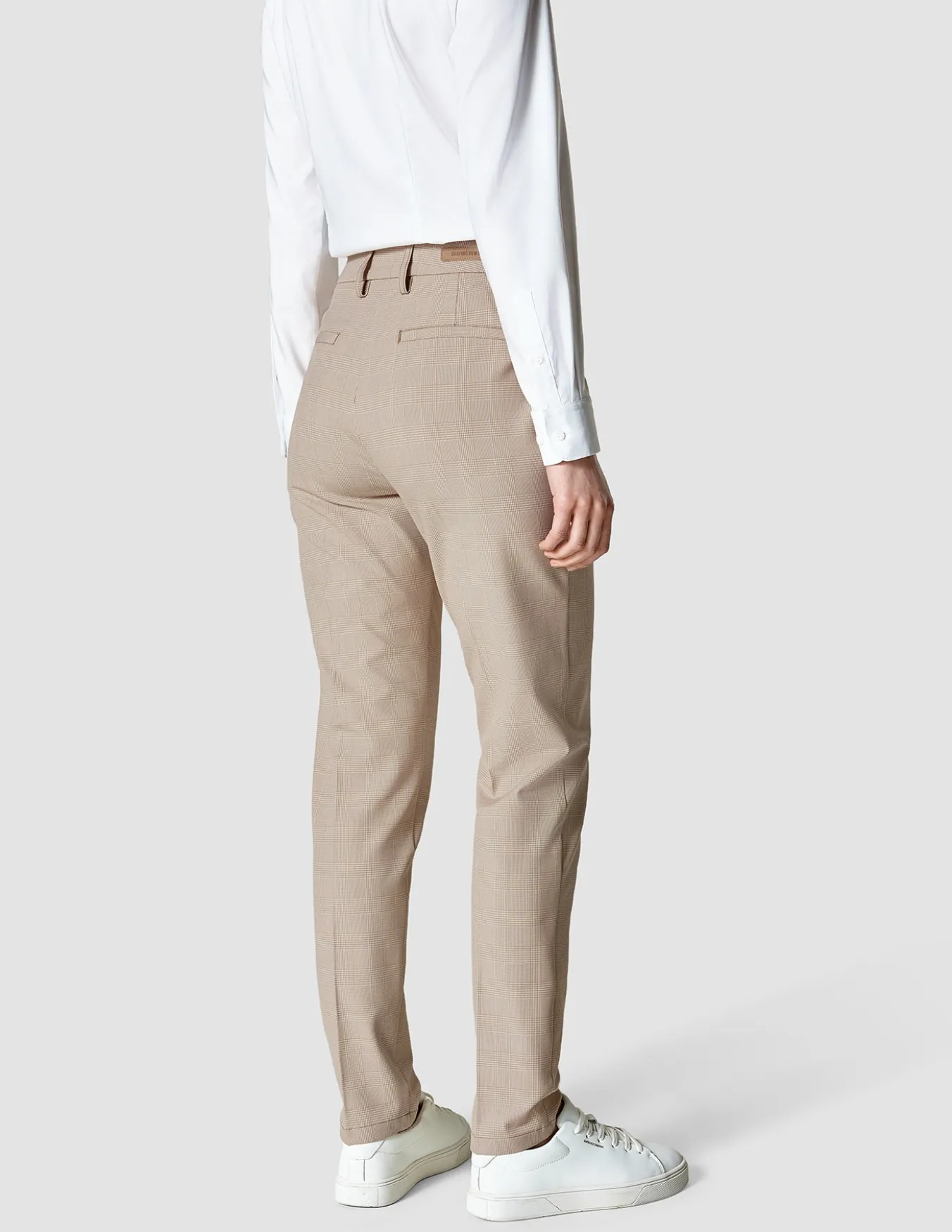 Essential Pants Tapered Toffee Check