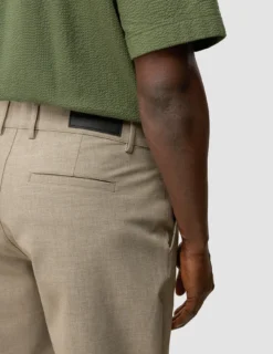 Essential Shorts Beige Melange
