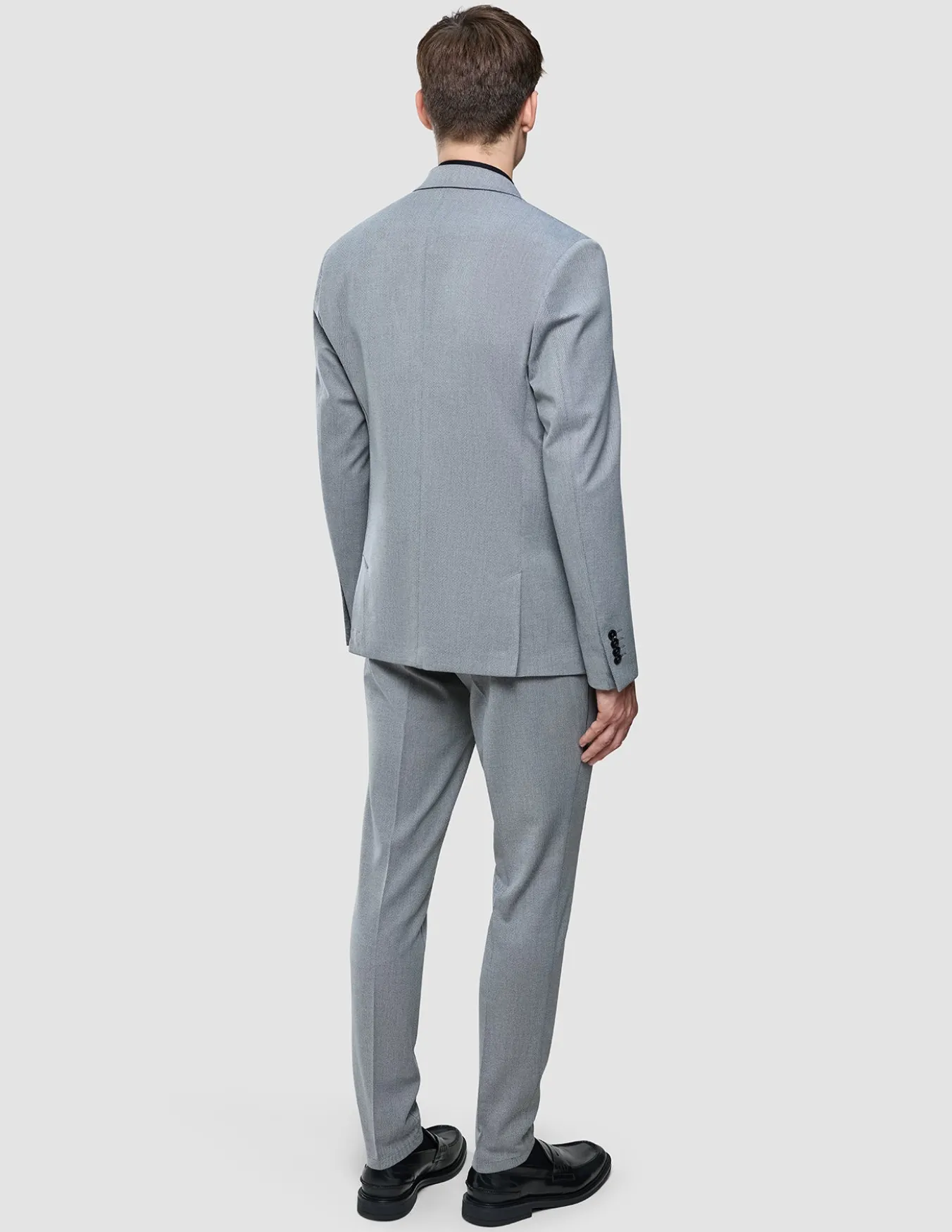 Essential Suit Ash Twill