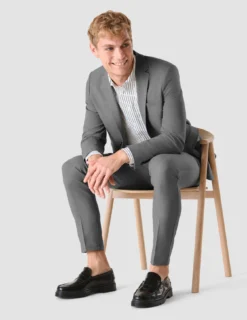 Essential Suit Cloud Grey