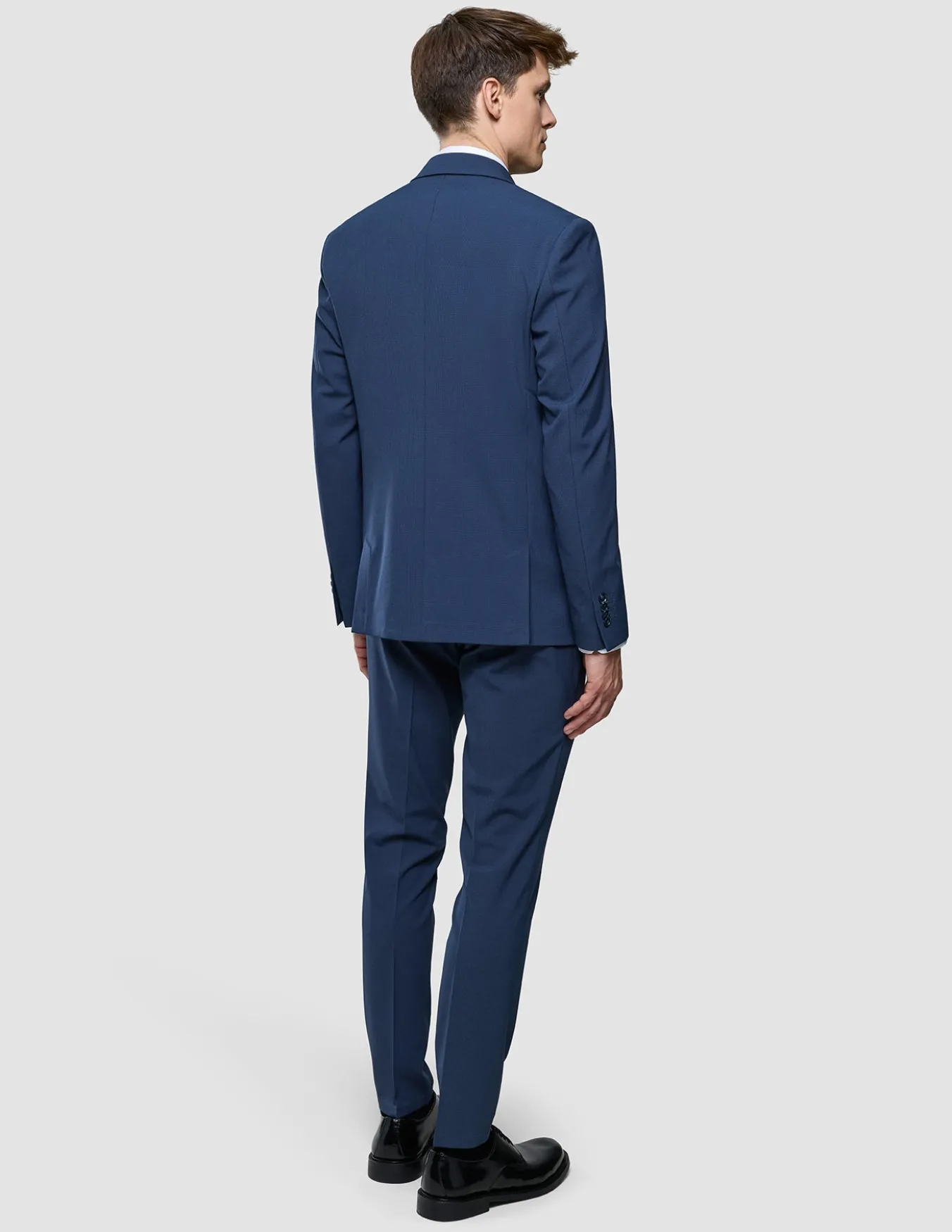 Essential Suit Navy Checks