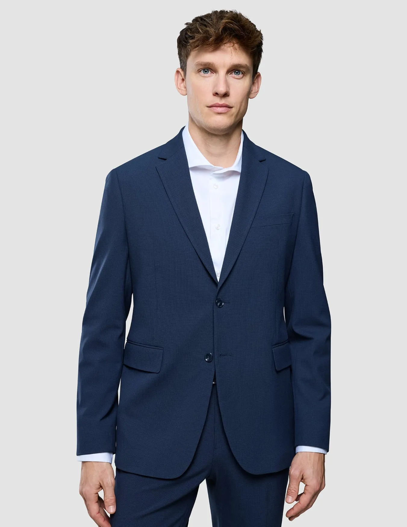 Essential Suit Navy Checks