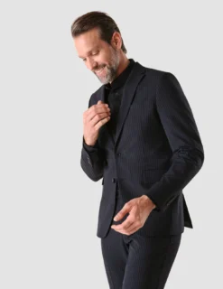Essential Suit Stanford Stripes