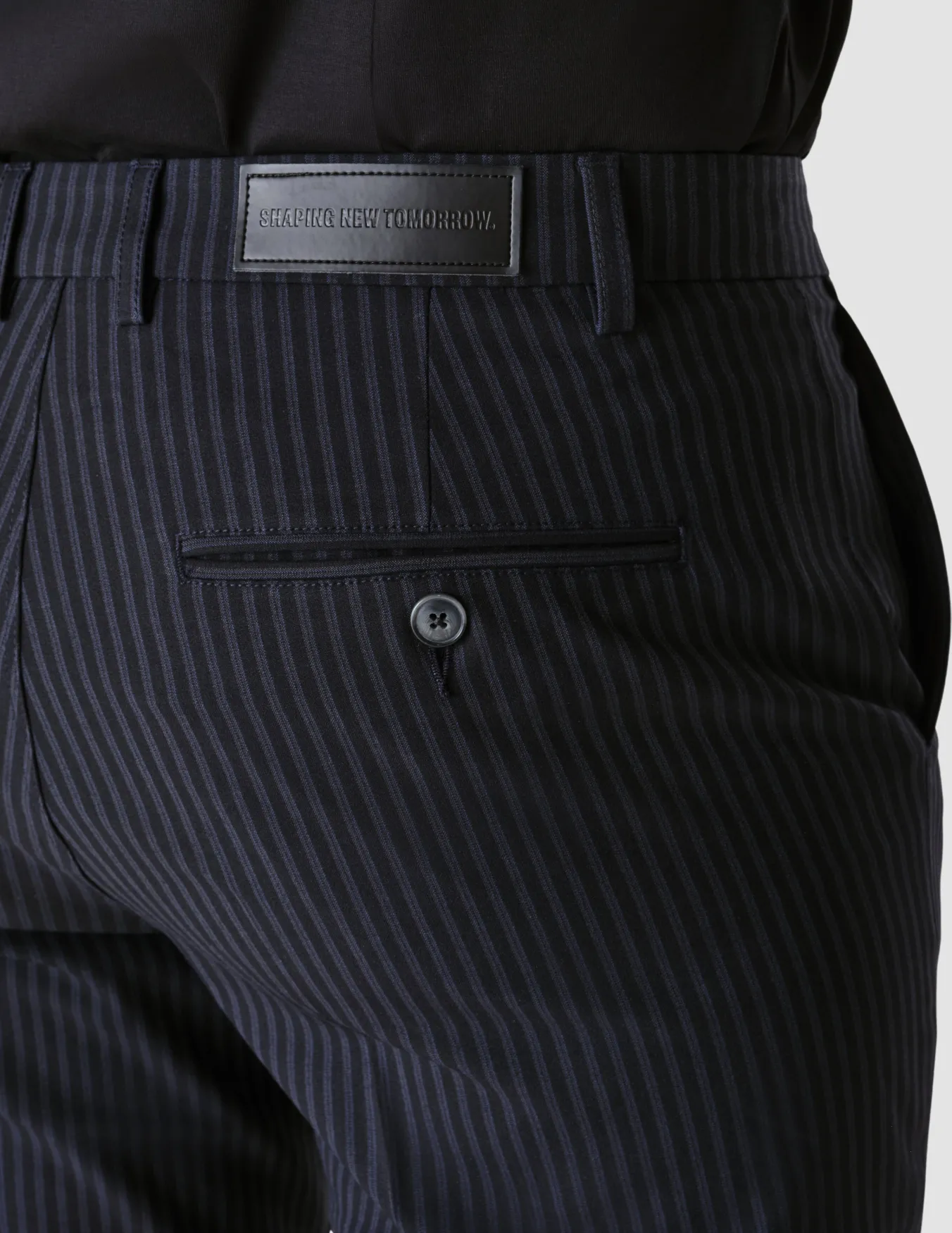 Essential Suit Stanford Stripes