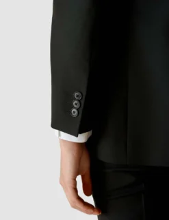Essential Suit Tapered Black