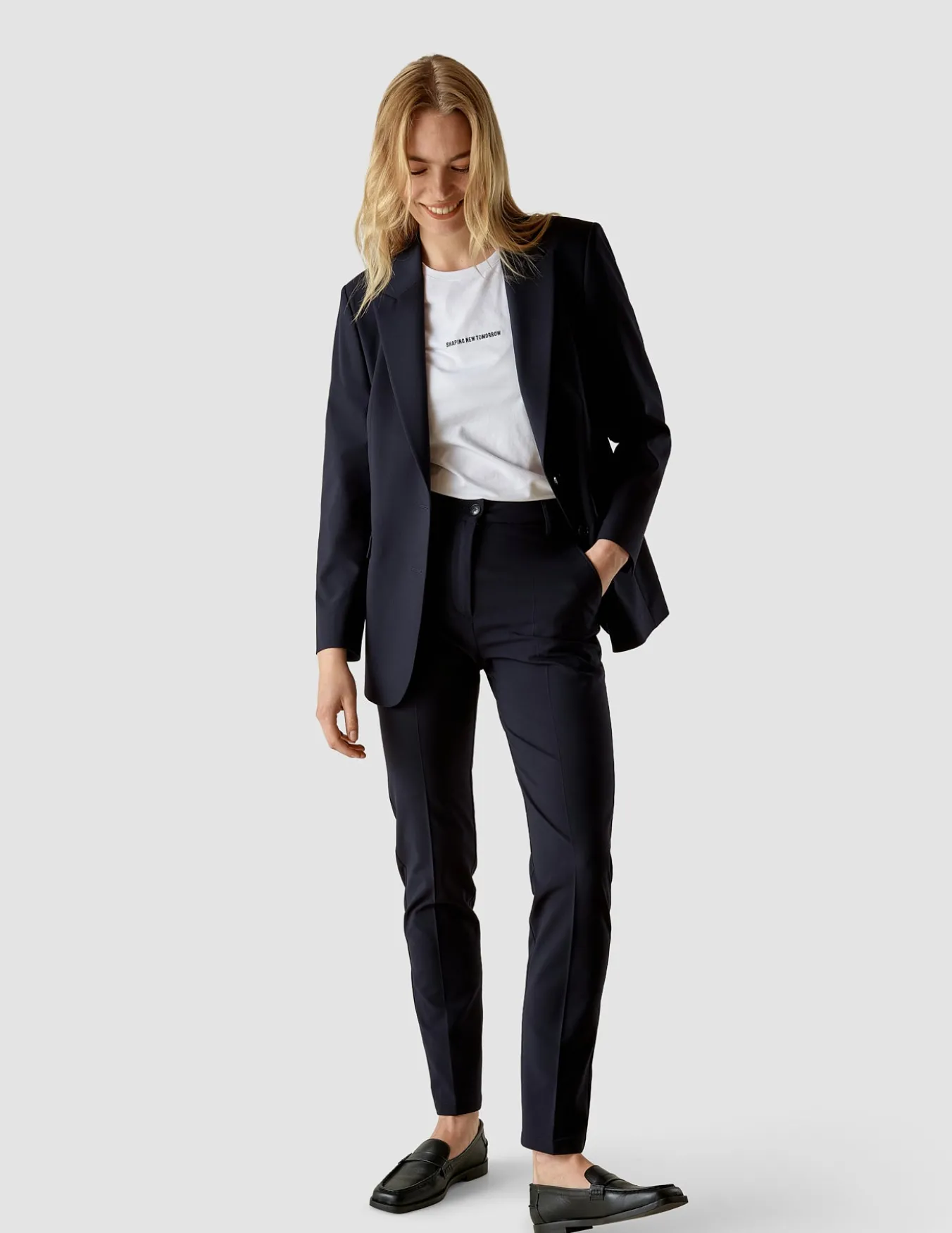 Essential Suit Tapered Midnight Blue