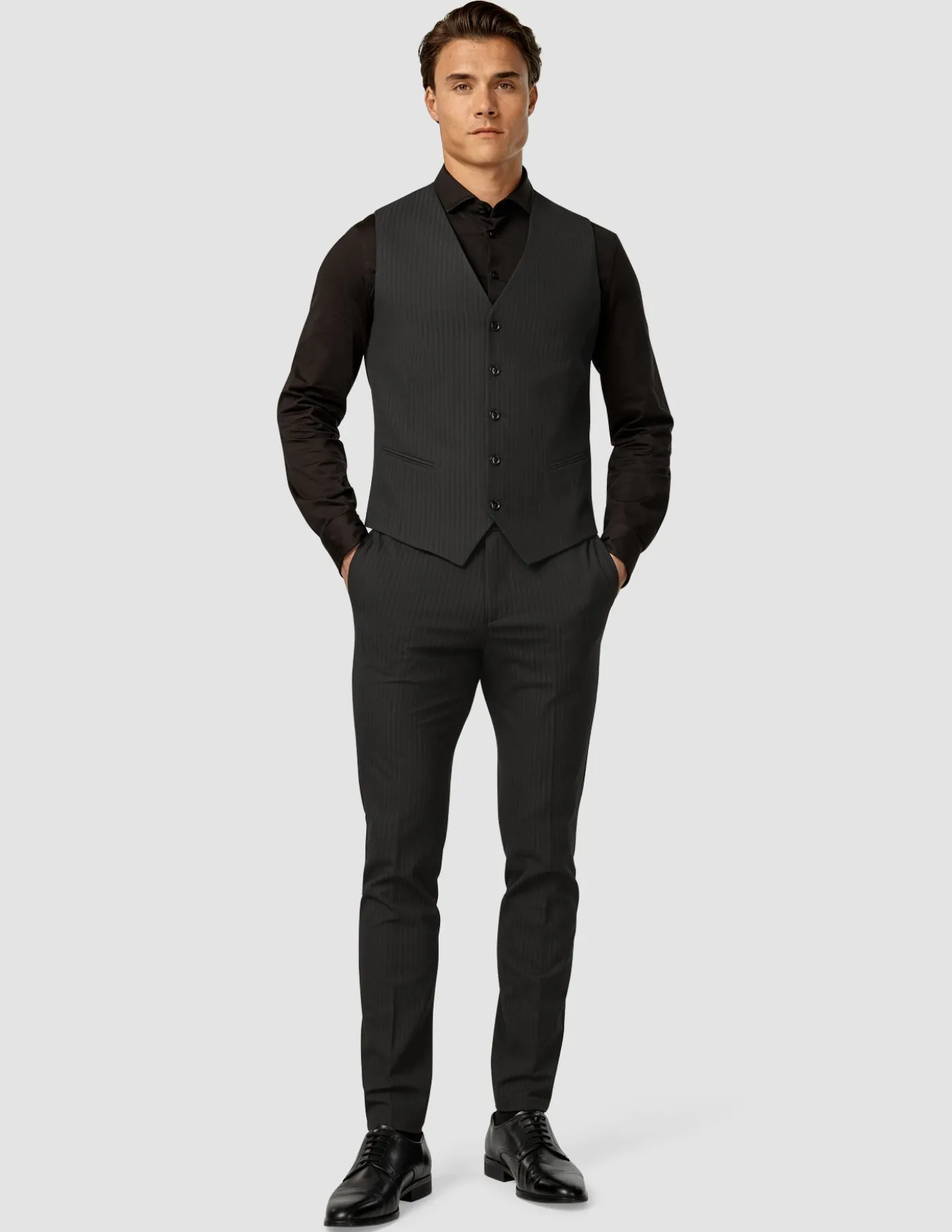 Essential Vest Asphalt Pinstripe