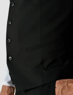 Essential Vest Black