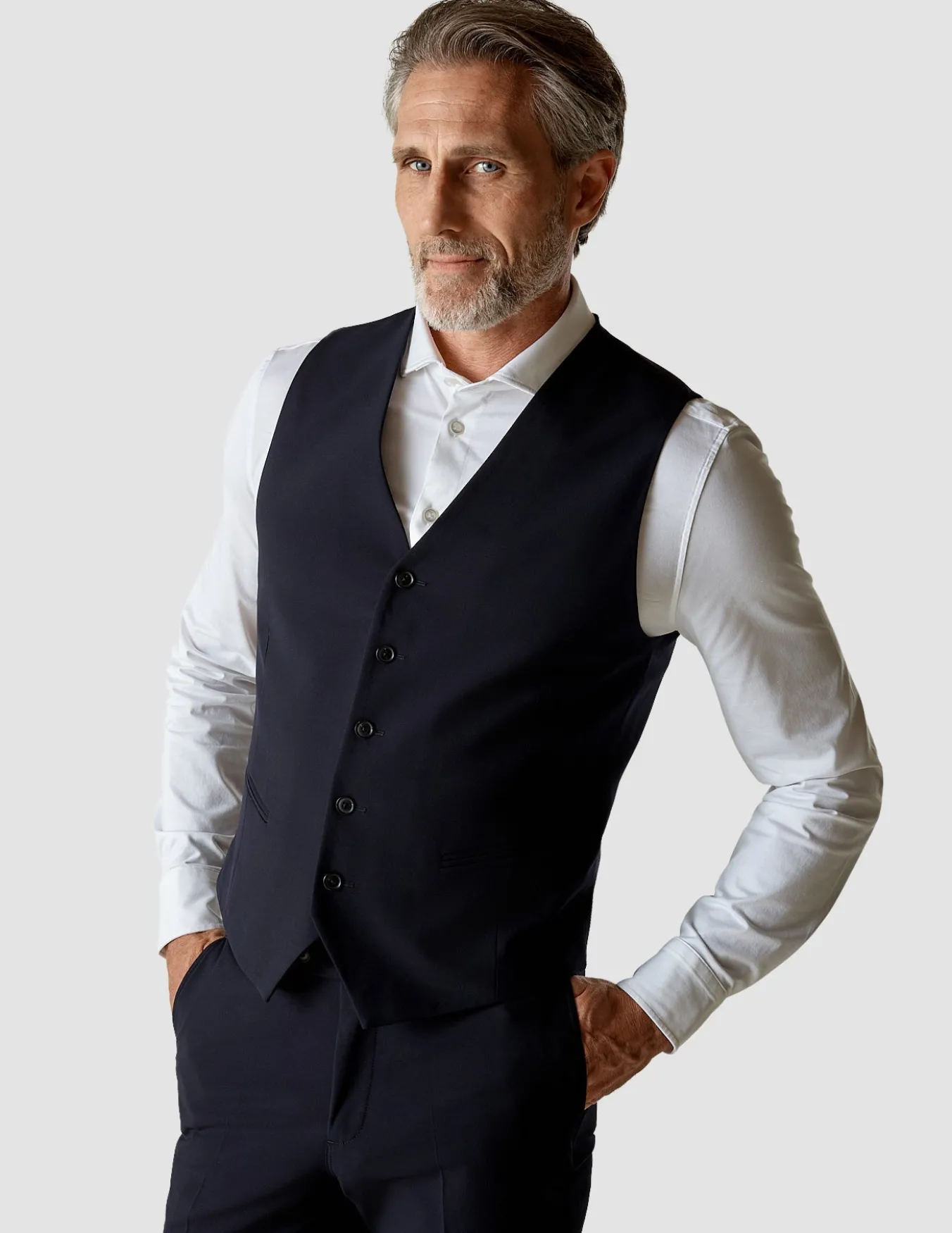 Essential Vest Midnight Blue