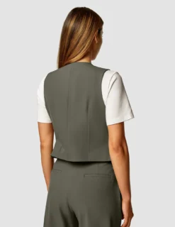 Essential Vest Short Dark Olive