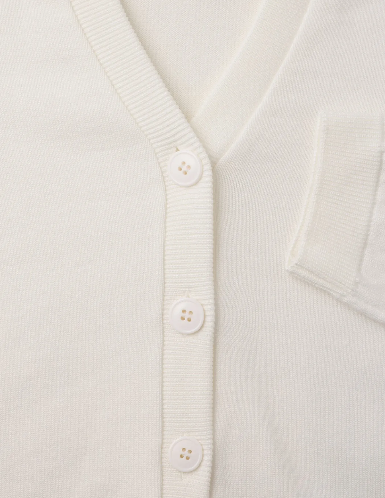 Fine Knit Cardigan Off White