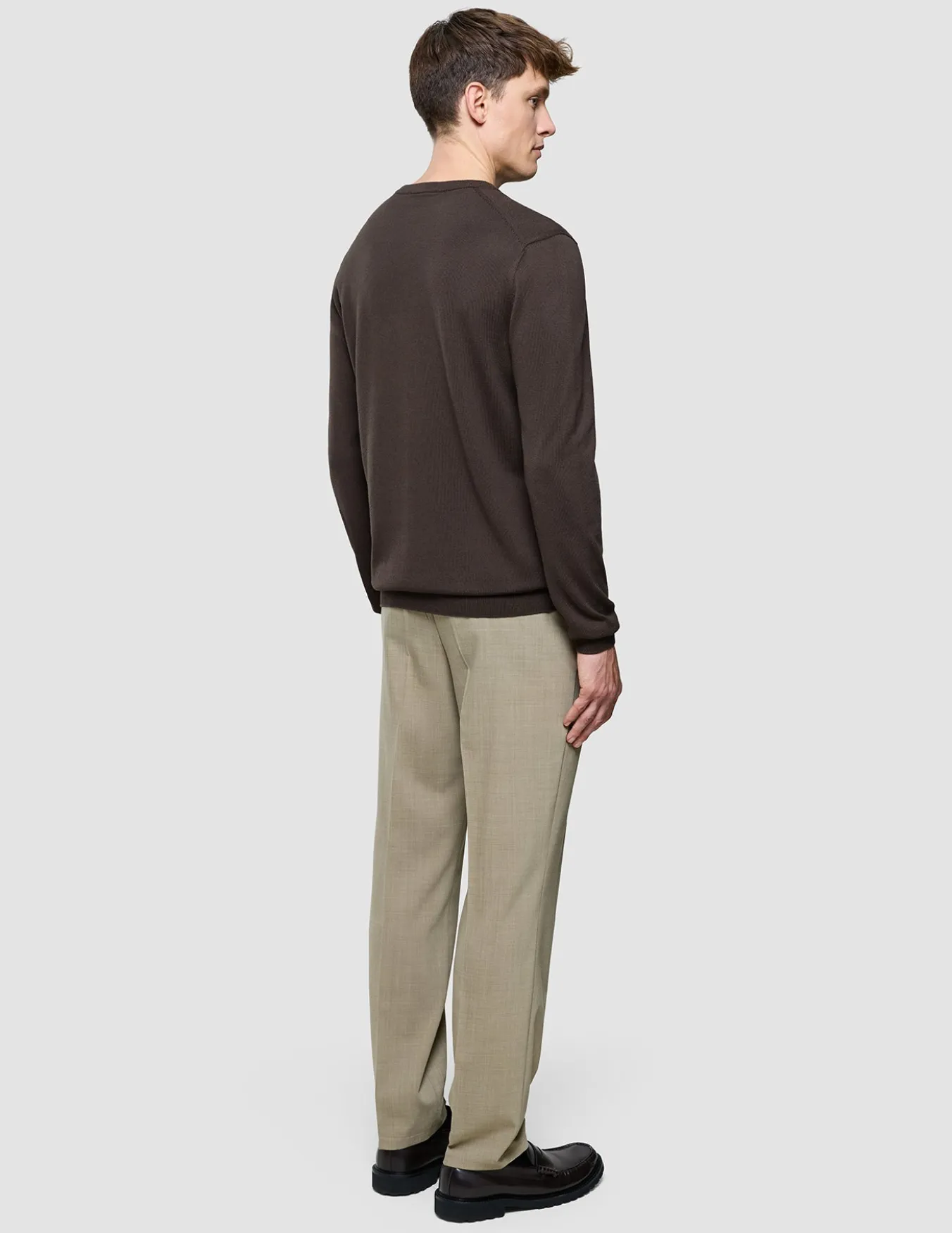 Seamless Core Knit Crewneck Dark Brown