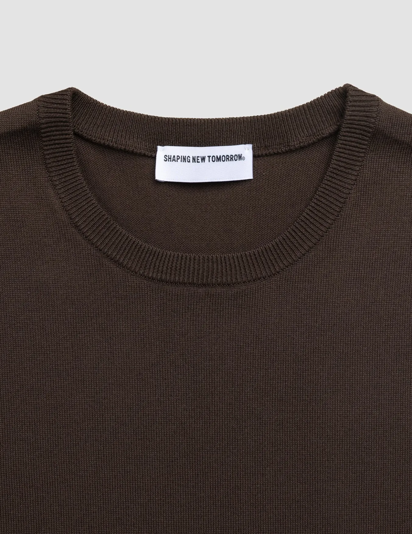 Seamless Core Knit Crewneck Dark Brown
