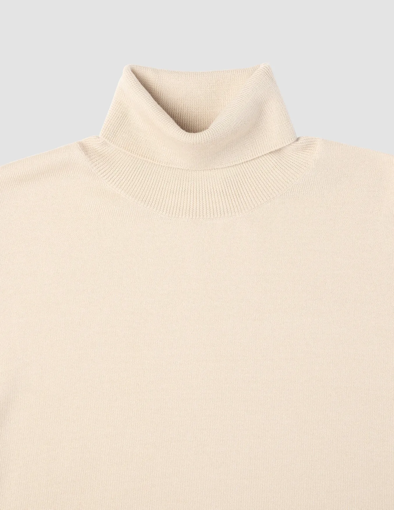 Seamless Premium Merino Knit Turtleneck Birchwood