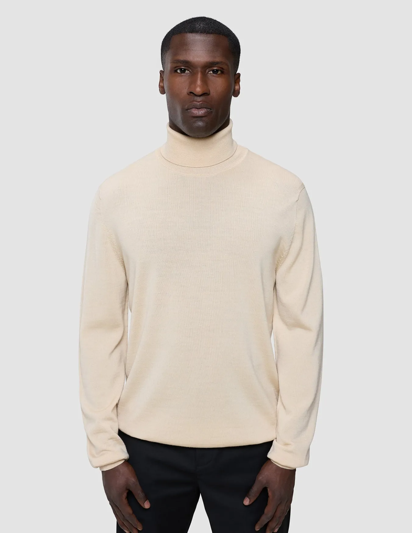 Seamless Premium Merino Knit Turtleneck Birchwood