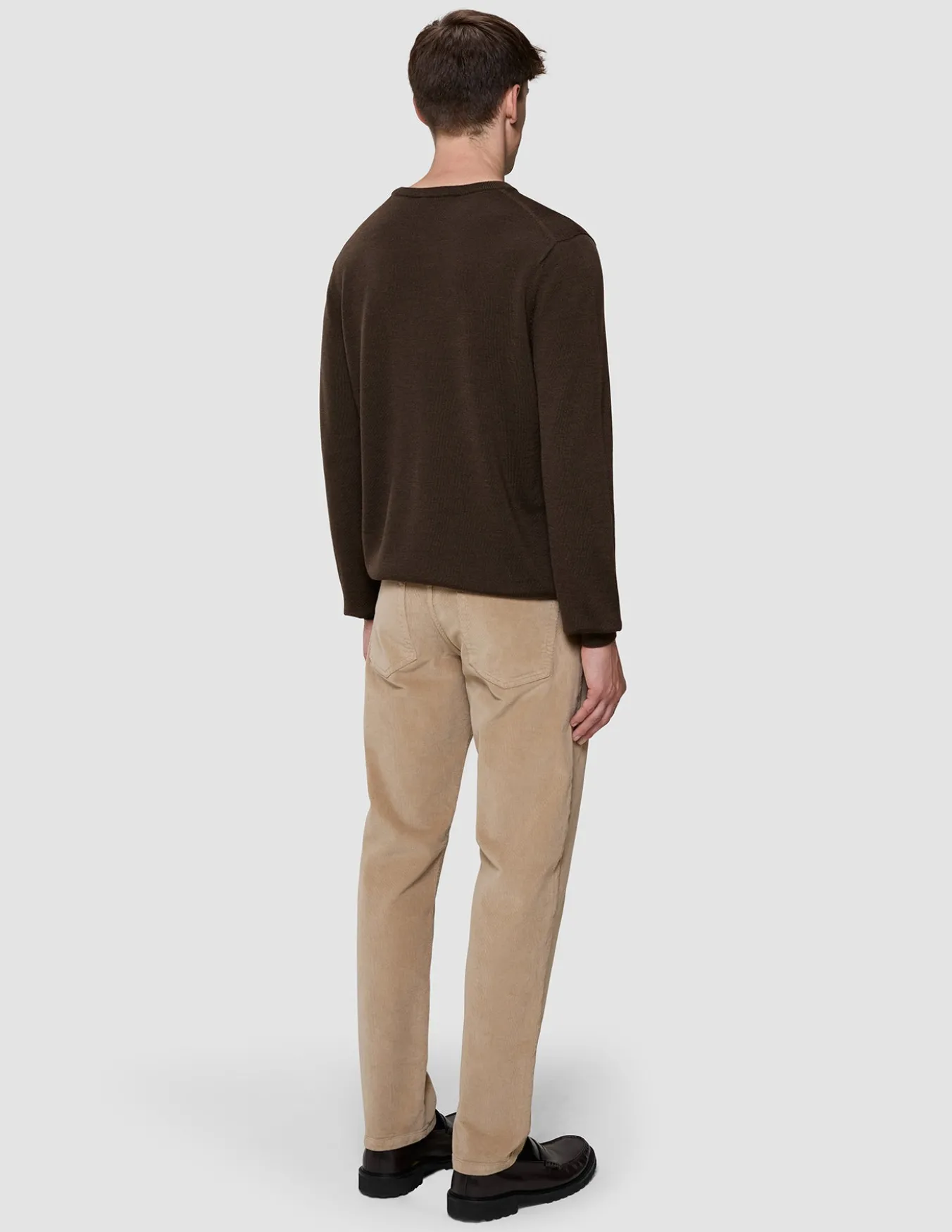 Seamless Premium Merino Knit Crewneck Saddle Brown