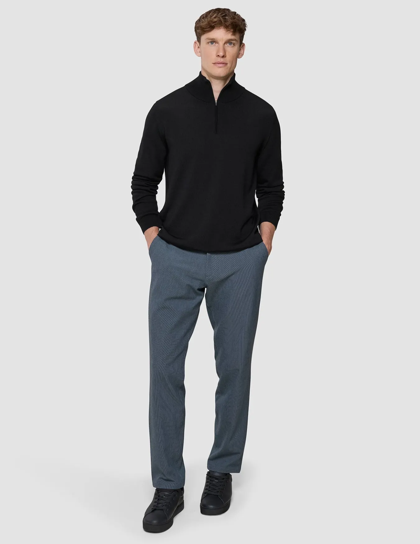Seamless Premium Merino Knit Half Zip Black