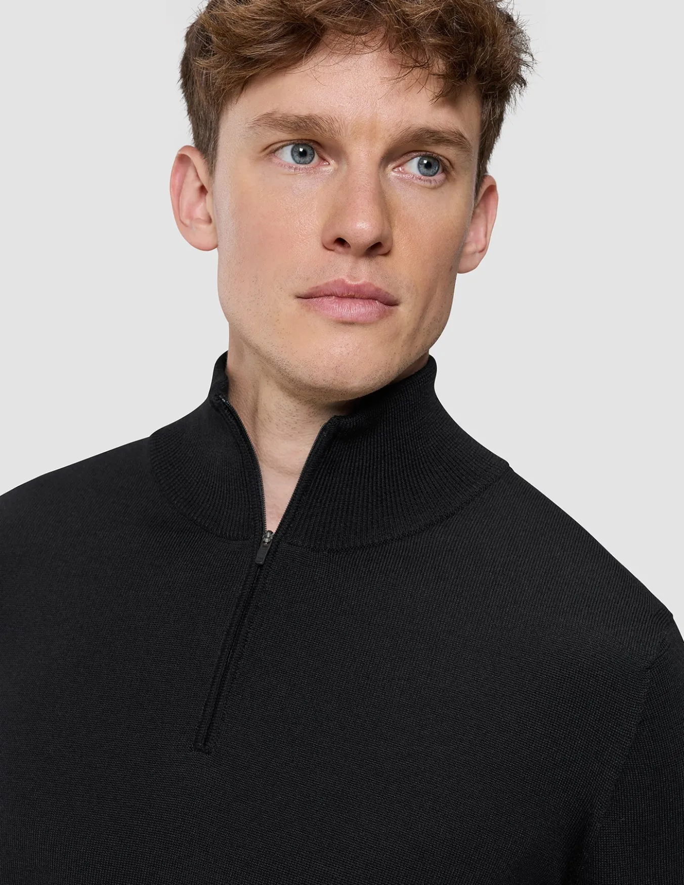 Seamless Premium Merino Knit Half Zip Black