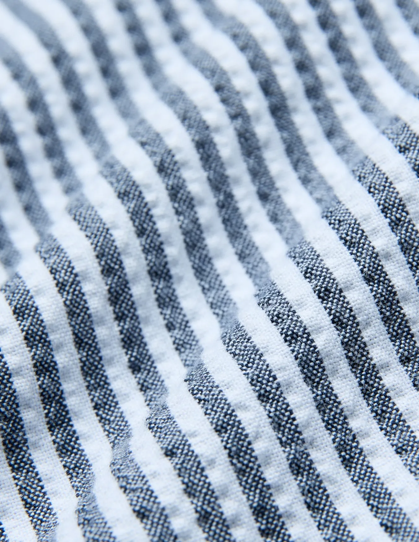 Seersucker Short Sleeve Shirt Navy Stripes