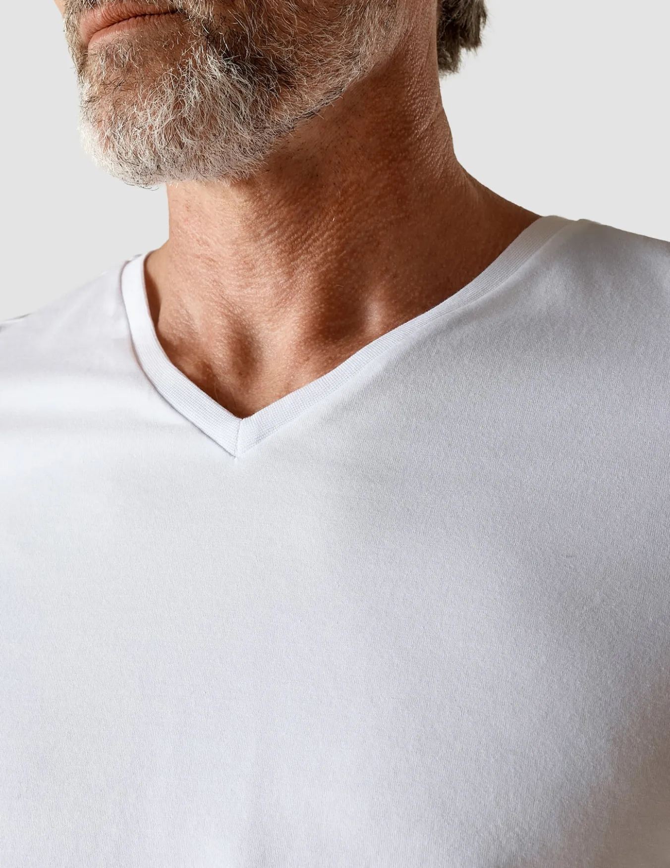 Supima T-shirt White V-Neck