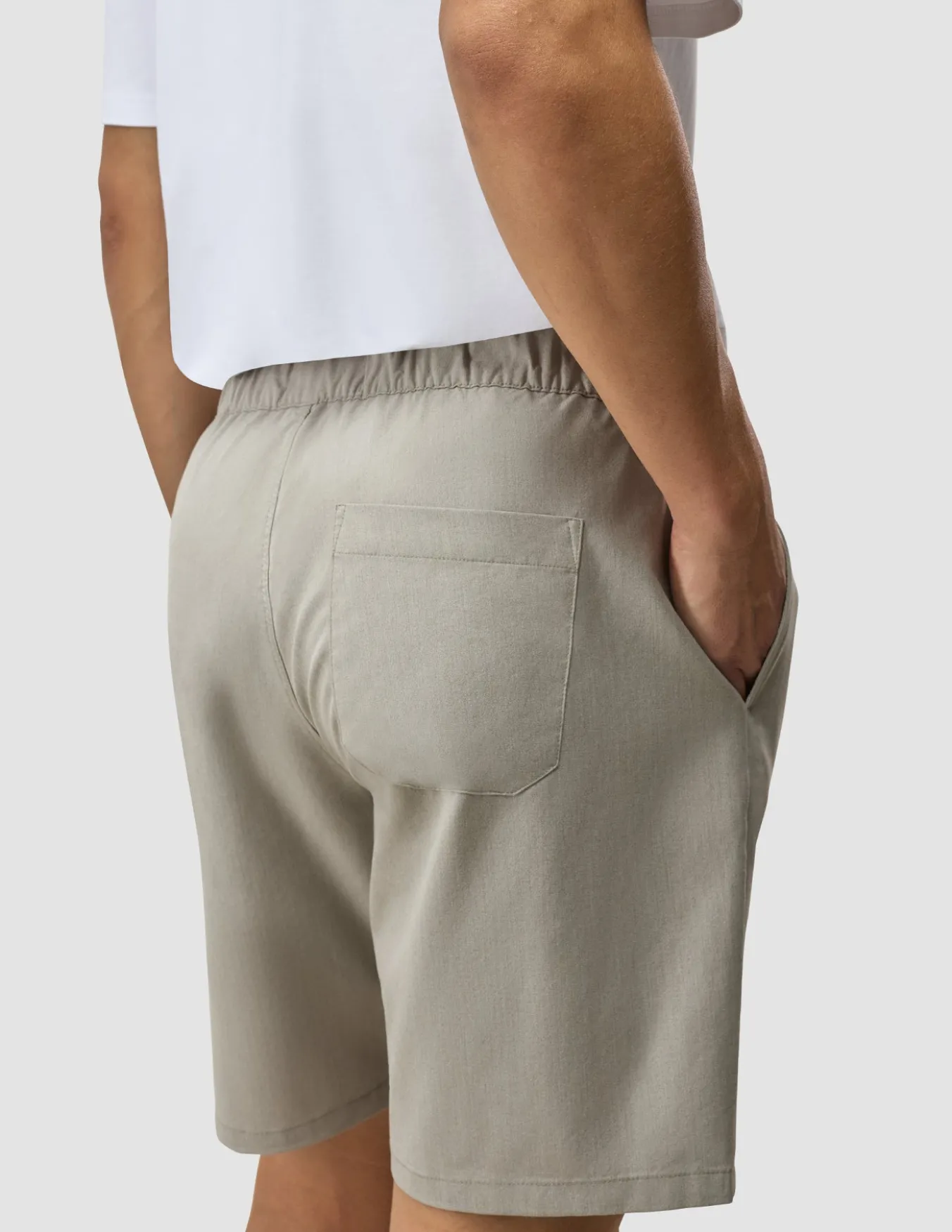 Tech Linen Elastic Shorts Raw Beige