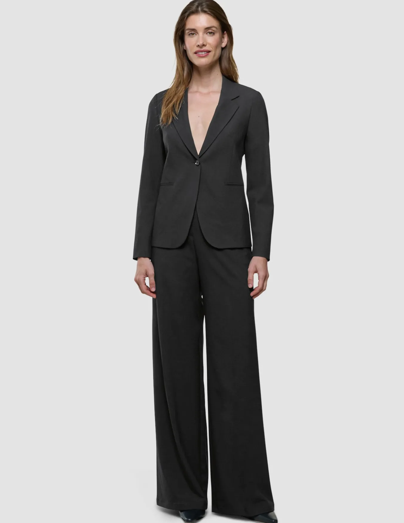 Women Ease Fitted Blazer Black