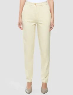 Women Essential Pants Tapered Misty Yellow