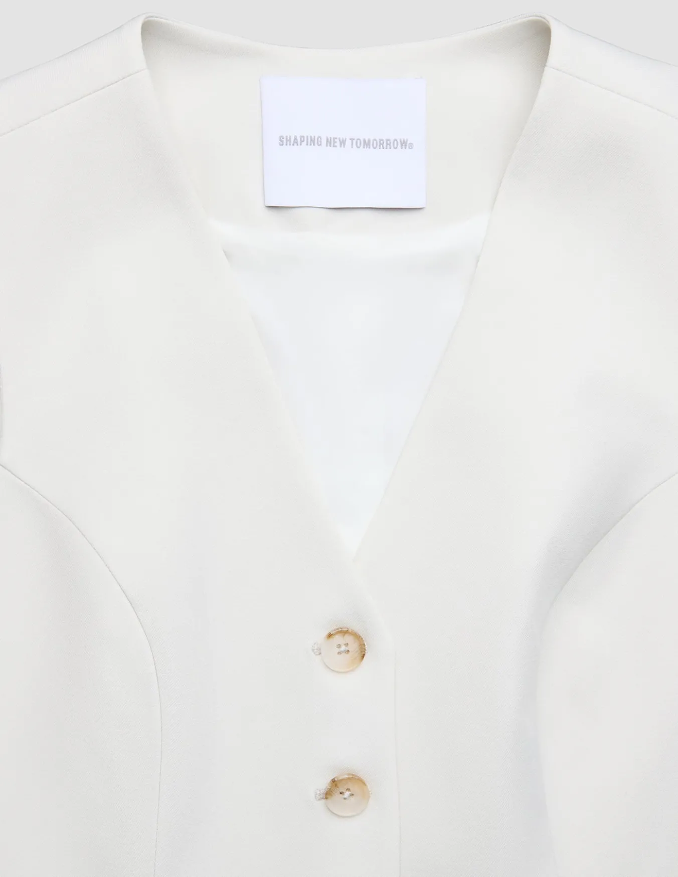 Women Essential Short Vest Off White