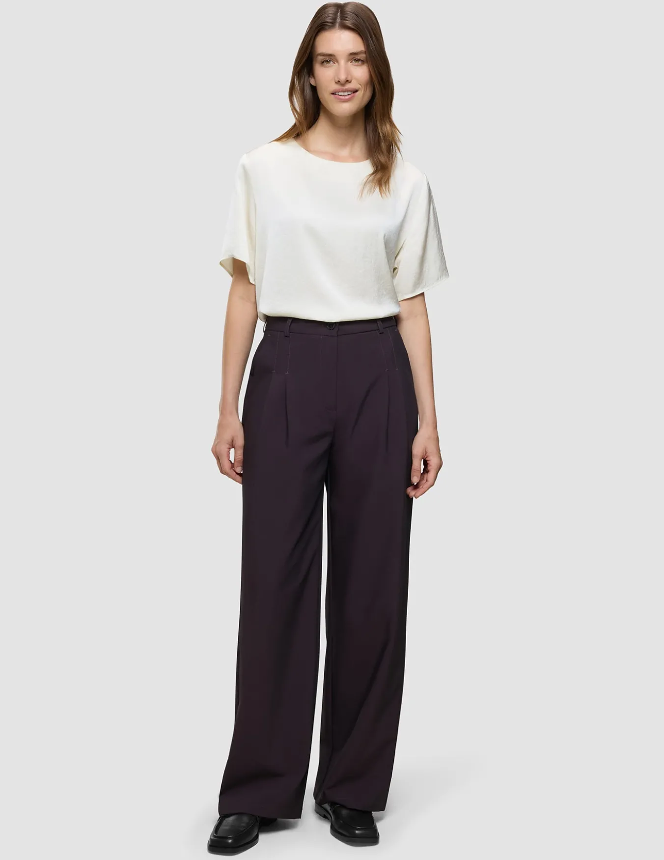 Women's Avira Pants Wide Burgundy Berry