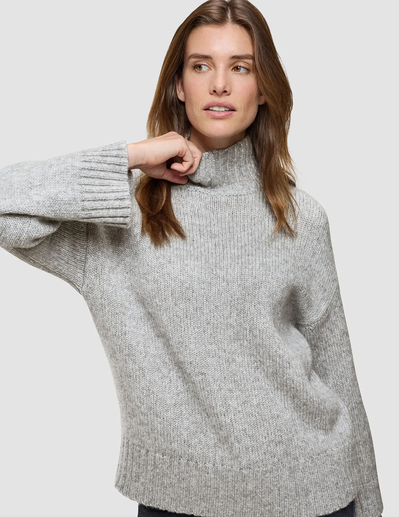Women's Chunky Soft Wool Knit Turtleneck Medium Grey Melange