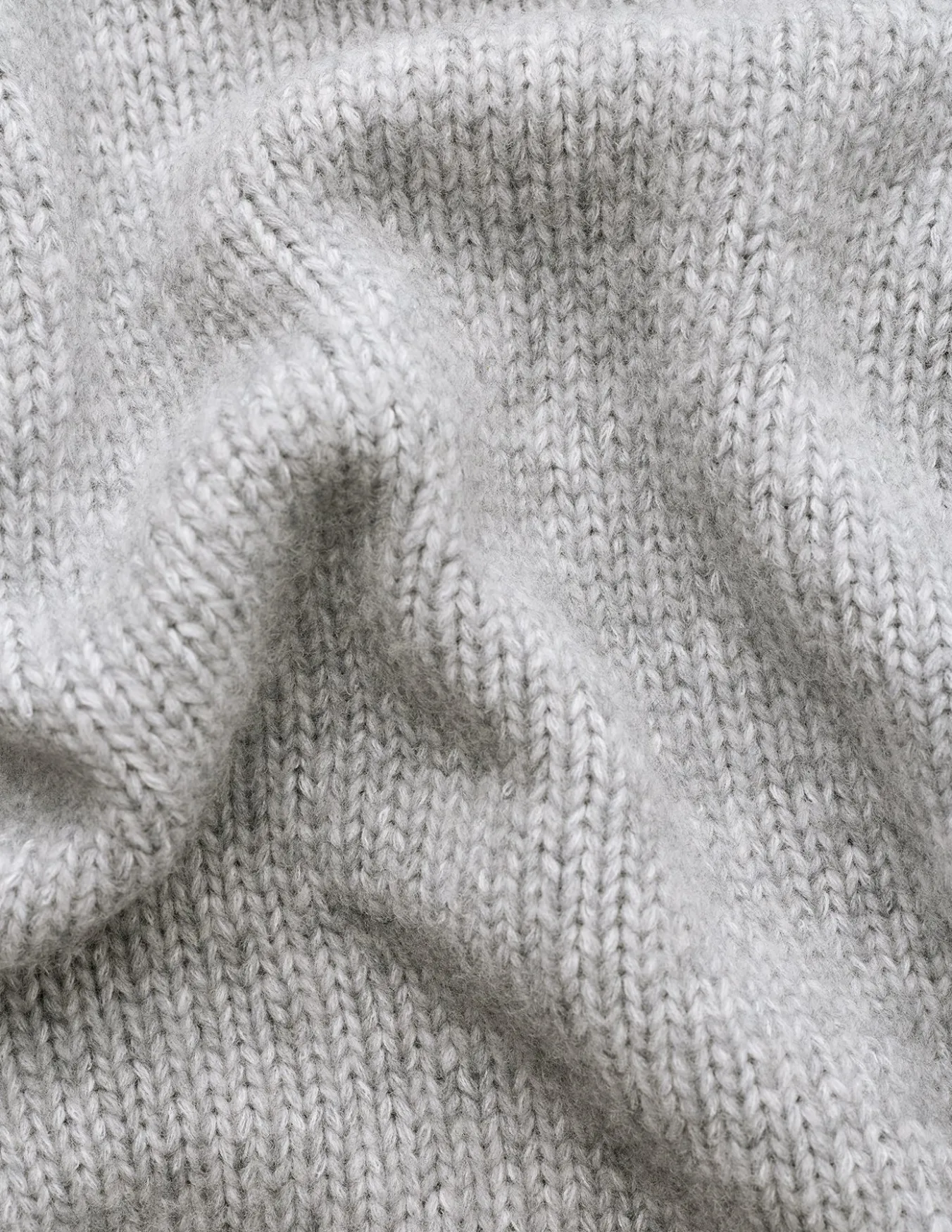 Women's Chunky Soft Wool Knit Turtleneck Medium Grey Melange
