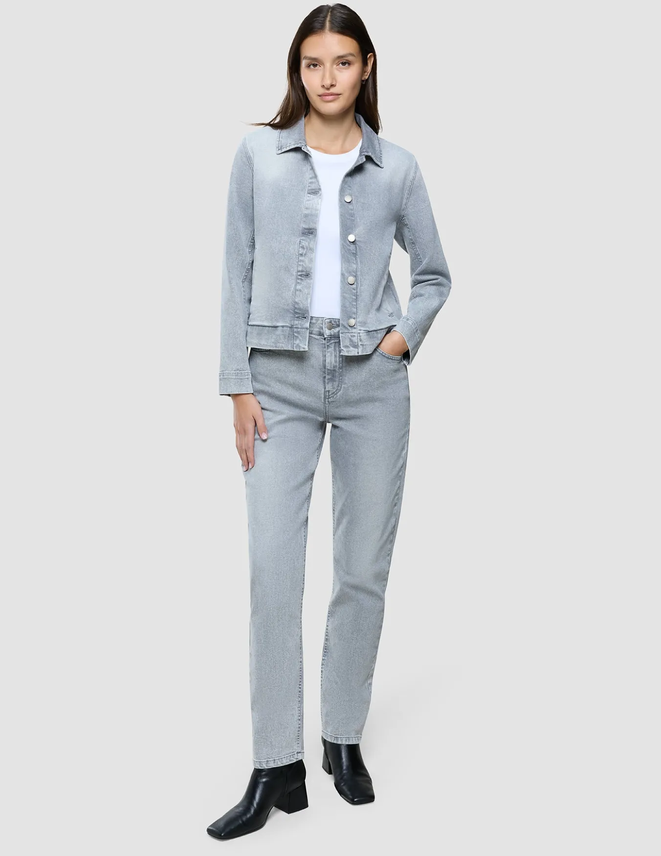 Women's Classic Denim Jacket Light Grey Washed