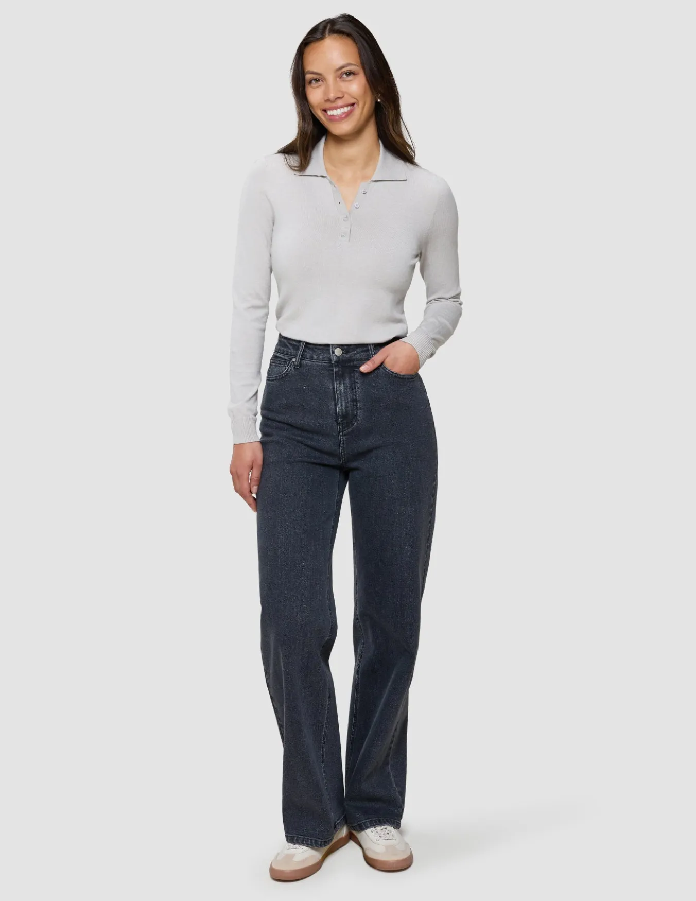 Women's Classic Jeans Relaxed Fit Washed Black