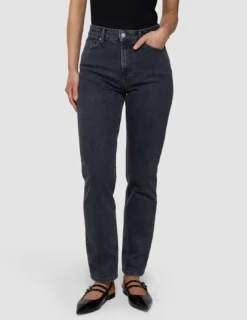 Women's Classic Jeans Tapered Washed Black