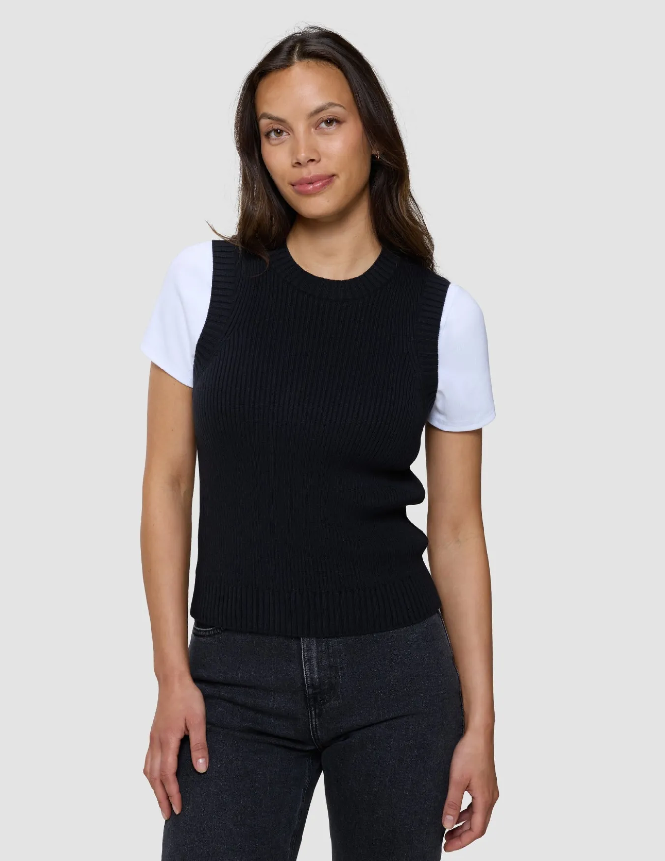 Women's Fine Knit Rib Vest Black