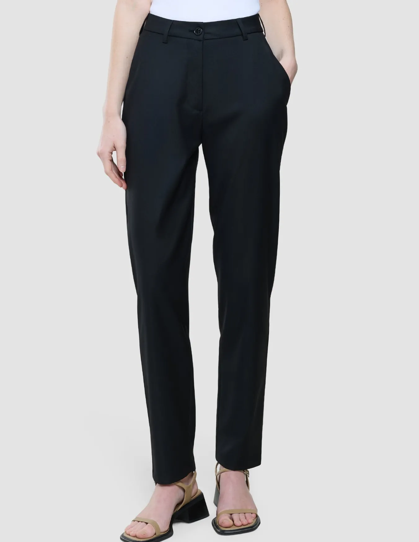 Women Skye Pants Tapered Black