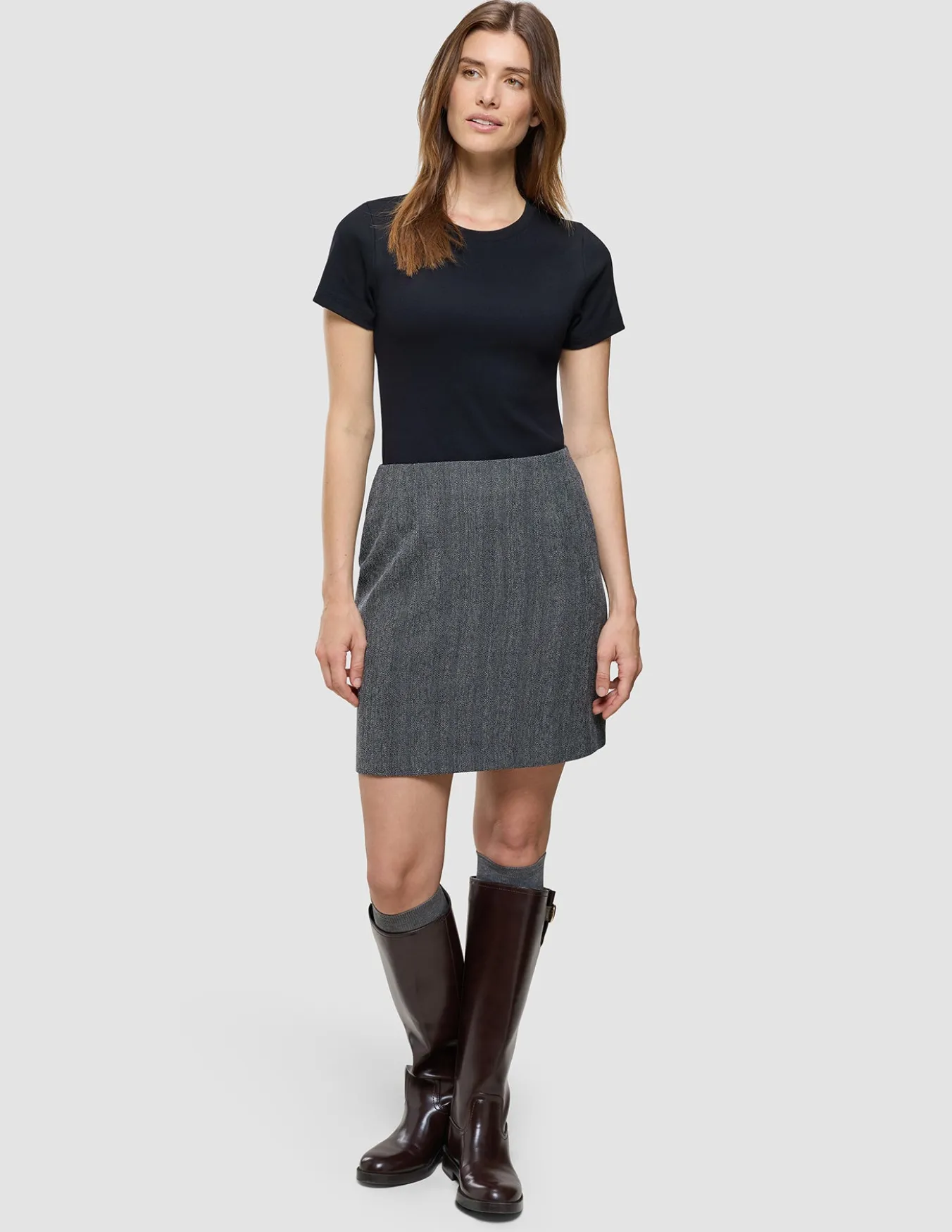 Women's Serene Short Skirt Grey Herringbone